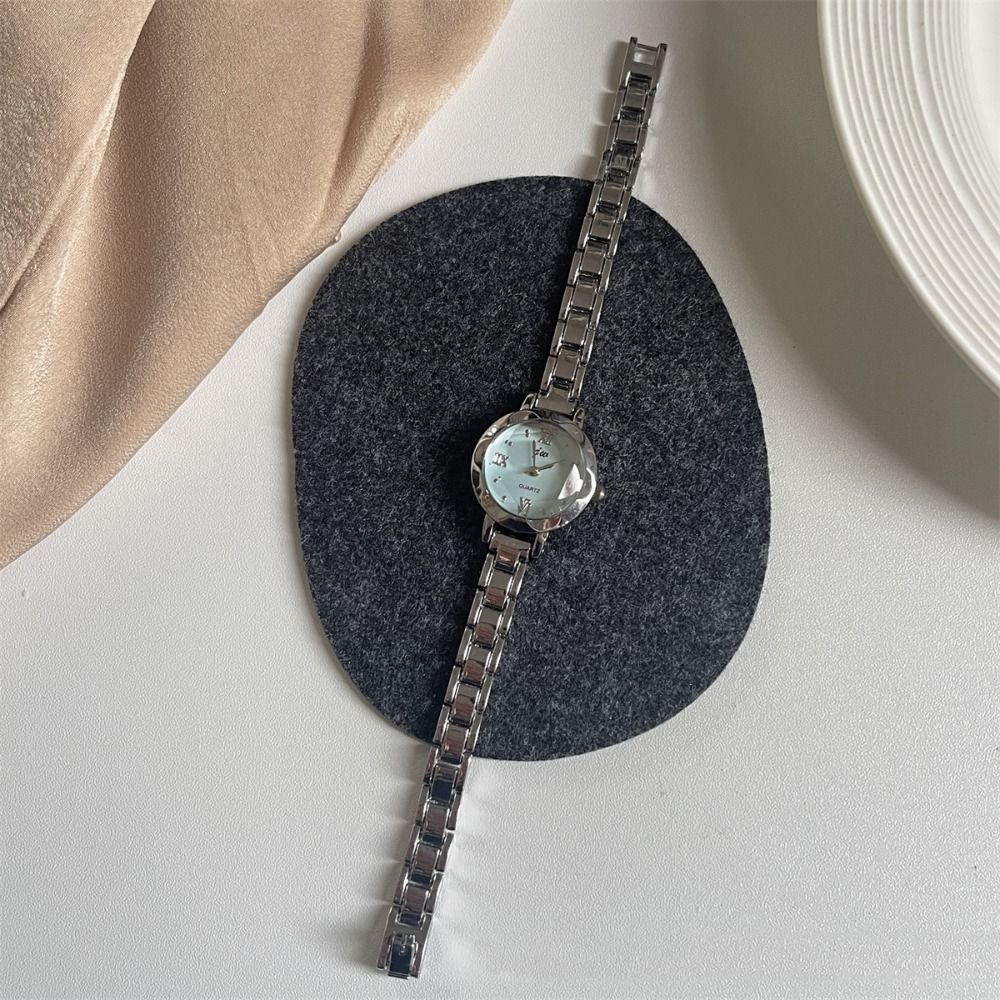 Fashionable Exquisite Golden W - огляд і ціна Smartwatch Vintage Watches For Women
